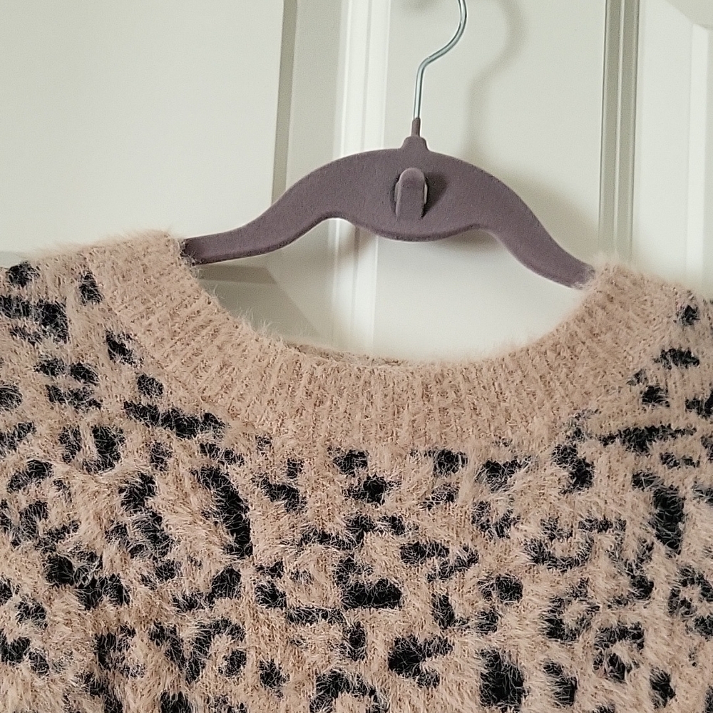 Mi Ami Leopard Print Fuzzy Sweater Beige Black Size S - Picture 4 of 9